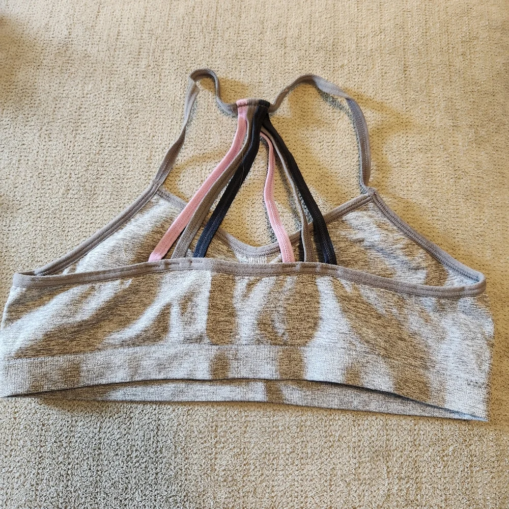 Kid's Sports Bra - Picture 2 of 3